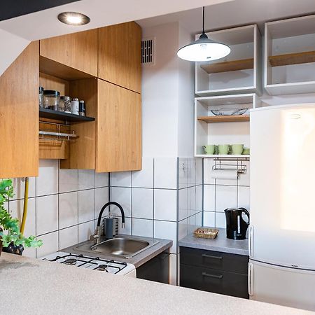 Podwislocze 40 Self Check-In Apartment เชชูฟ ภายนอก รูปภาพ